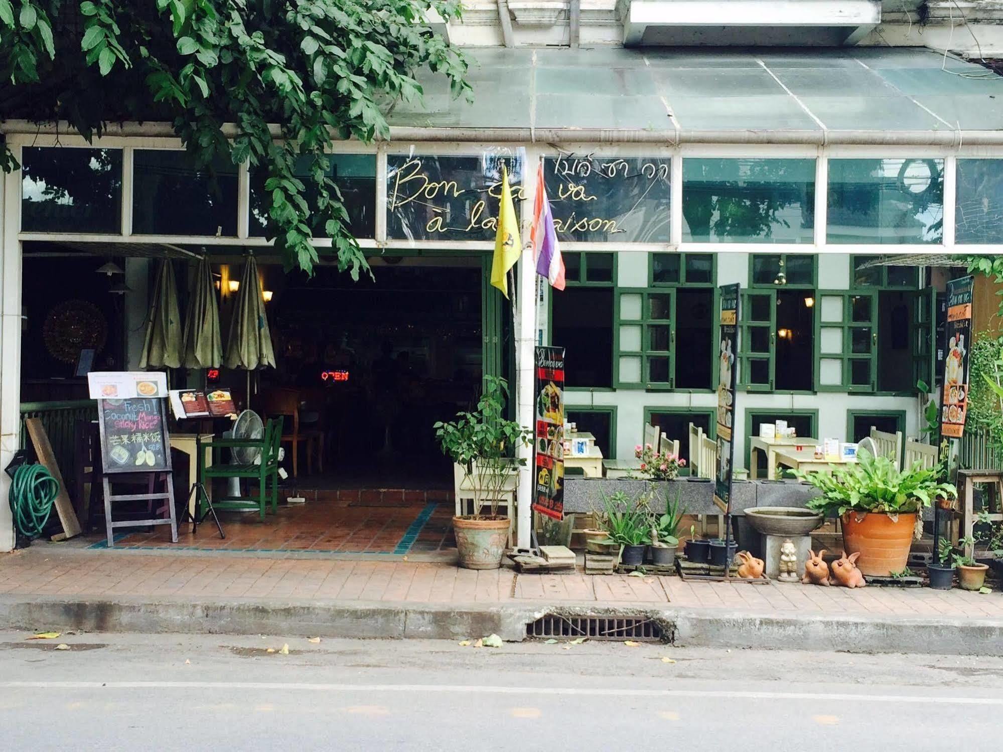 Bon Ca Va Hotel Chiang Mai Exterior foto